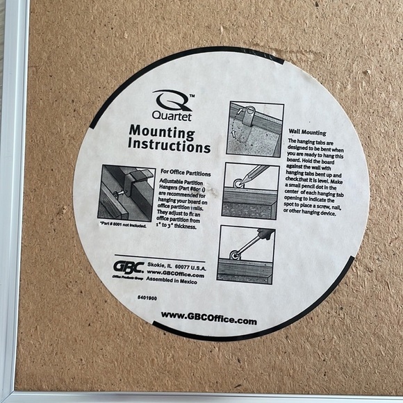 Small wall hanging bulletin board - Picture 14 of 16